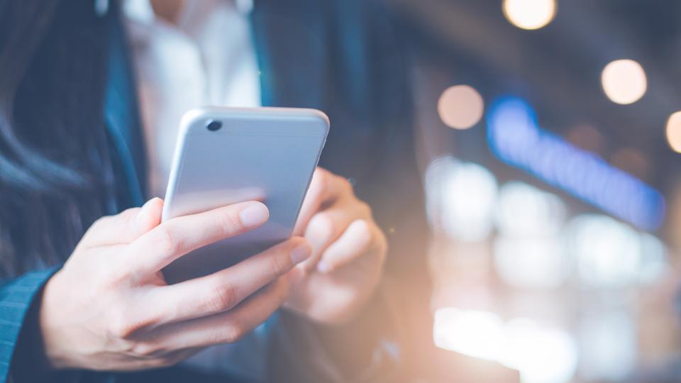 A Comprehensive Guide on How to Choose the Right Phone Tracker